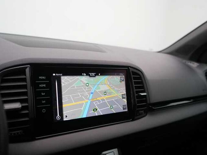 SKODA KAROQ Sportline ACC NAVI VIRT APP KAM AHK SHZ