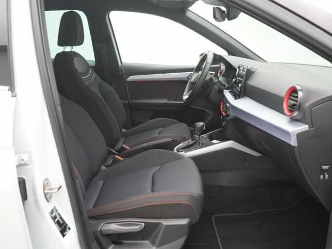 SEAT Arona LED ACC SHZ DSG KAM PDC