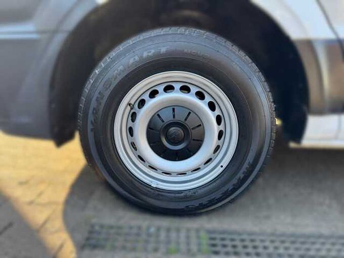 Volkswagen Crafter TDI Kasten L2H2 NAVI ACC APP CONNECT KAM