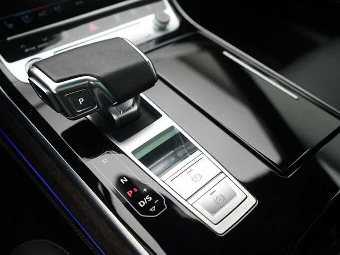 Audi A8 STANDHZ AHK B&O LEDER KAM SHZ PANO