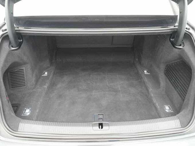 Audi A8 STANDHZ AHK B&O LEDER KAM SHZ PANO