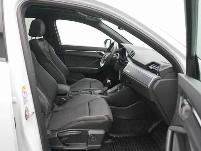 Audi Q3 LED KAM AHK ACC SHZ PDC