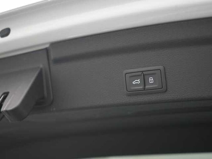 Audi Q3 LED KAM AHK ACC SHZ PDC