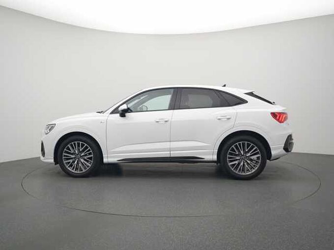 Audi Q3 LED KAM AHK ACC SHZ PDC