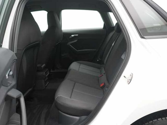 Audi A3 Sportback 40 quattro advanced LED AHK SHZ PDC