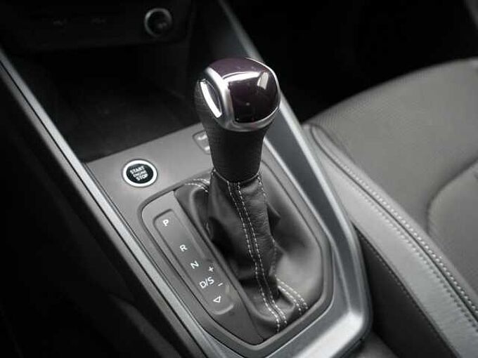 Audi A1 Sportback 35 S line LED KAM SHZ ACC PDC