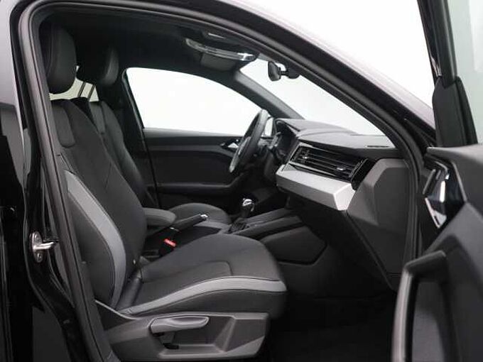 Audi A1 Sportback 35 S line LED KAM SHZ ACC PDC