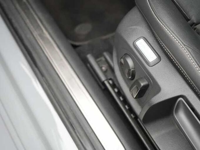 Volkswagen Arteon SB R-Line KEYLESS CARPLAY PANO SHZ LED