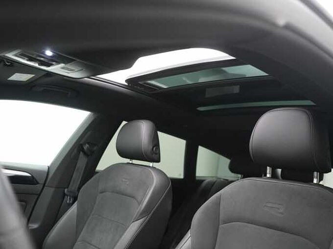 Volkswagen Arteon SB R-Line KEYLESS CARPLAY PANO SHZ LED