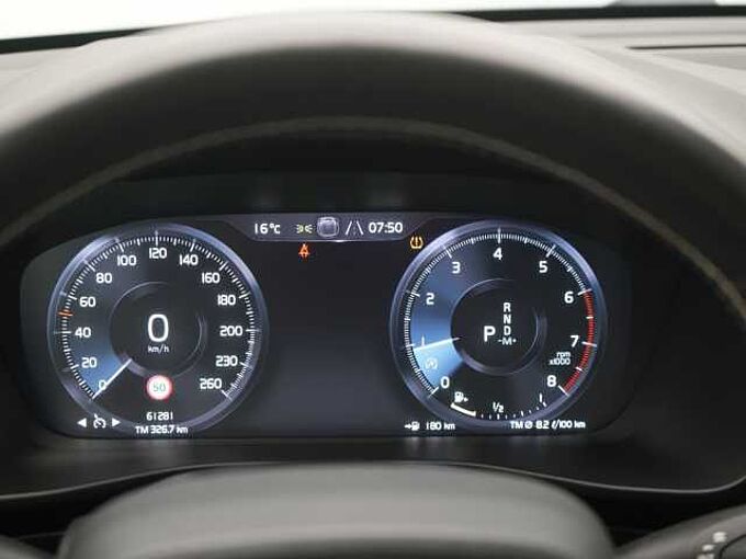 Volvo XC40 T4 R-Design LED AHK KAM SHZ PDC