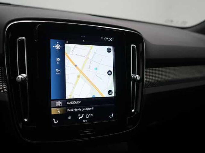 Volvo XC40 T4 R-Design LED AHK KAM SHZ PDC