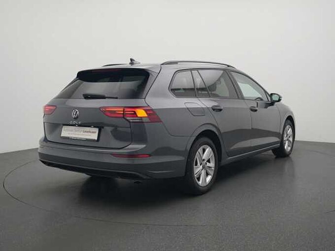 Volkswagen Golf VIII Variant Life DSG NAVI VIRT MEMORY APP