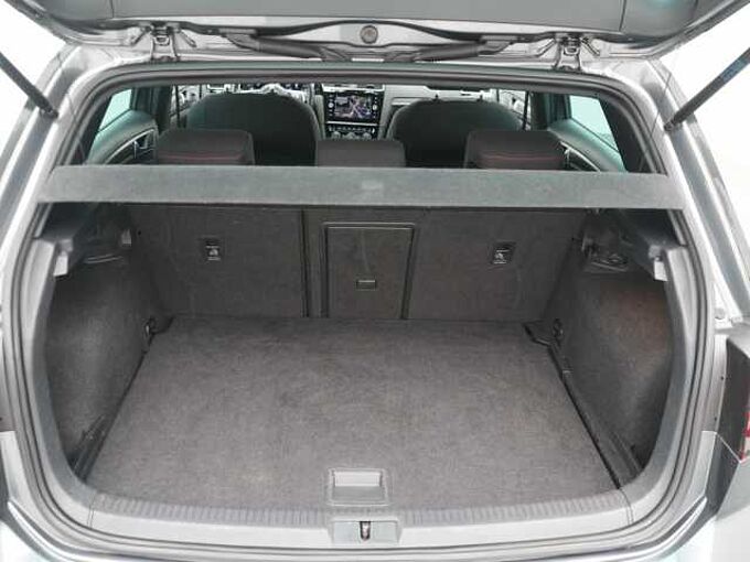 Volkswagen Golf VII LED SHZ KAM DSG ACC PDC