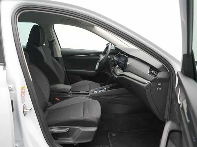 SKODA OCTAVIA Combi iV Ambition DSG NAVI VIRT KEYLESS