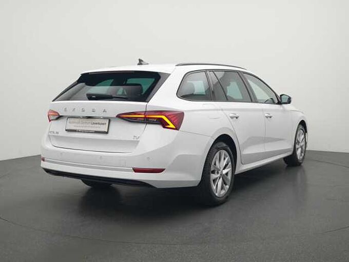 SKODA OCTAVIA Combi iV Ambition DSG NAVI VIRT KEYLESS