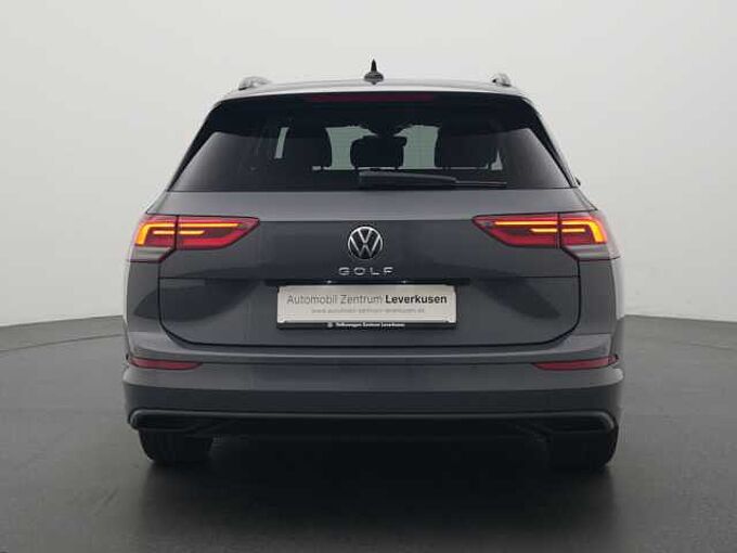 Volkswagen Golf VIII Variant Life DSG AHK NAVI VIRT MEMORY