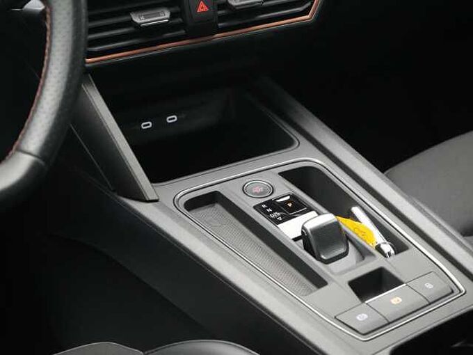 CUPRA Formentor DSG NAVI MATRIX VIRT LEDER ACC CARPLAY