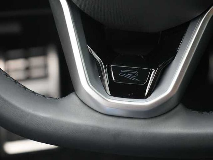 Volkswagen Touareg R-Line 360° HUD LEDER KAM SHZ