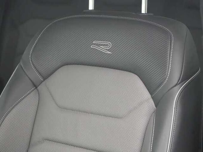 Volkswagen Touareg R-Line 360° HUD LEDER KAM SHZ