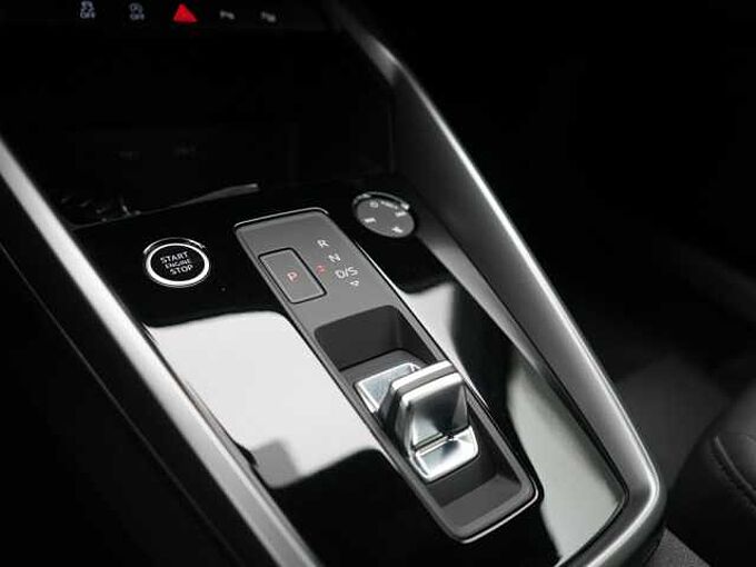 Audi A3 Sportback STRON SHZ APP NAVI VIRT LED