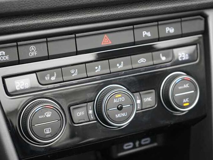 Volkswagen T-Roc Cabriolet R-Line NAVI VIRT CARPLAY ACC KAM
