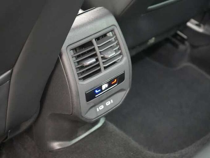 CUPRA Formentor VZ e-Hybrid DSG AHK NAVI VIRT ACC DCC