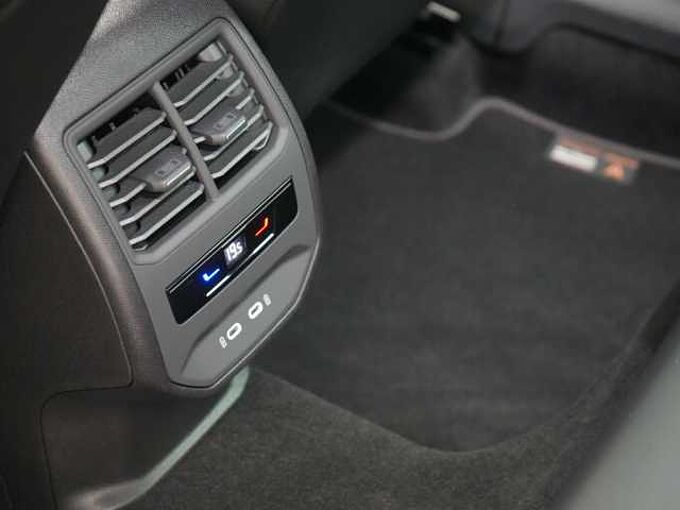 CUPRA Formentor VIRT APP LED AHK PDC SHZ ACC