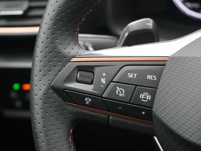 CUPRA Formentor VIRT APP LED AHK PDC SHZ ACC