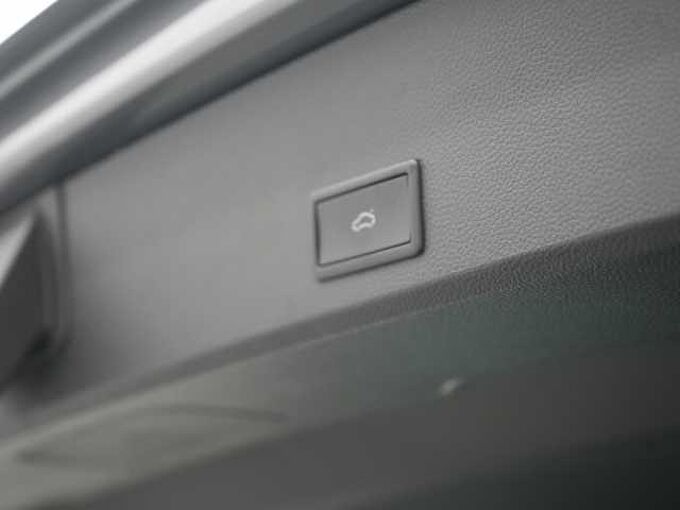 CUPRA Ateca VZ 4Drive DSG NAVI ACC DCC CARPLAY SHZ LED