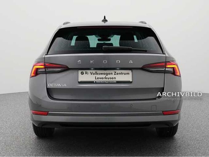 SKODA OCTAVIA Combi Selection DSG NAVI VIRT CARPLAY