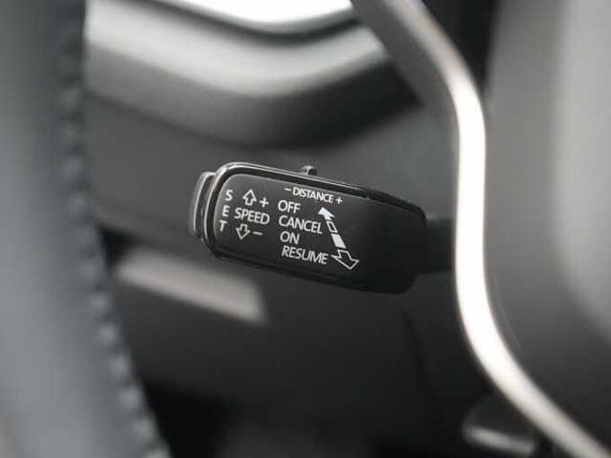 SKODA OCTAVIA Combi Selection DSG MATRIX NAVI CARPLAY