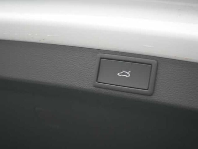 SKODA OCTAVIA Combi Selection DSG KAM 360° CARPLAY ACC