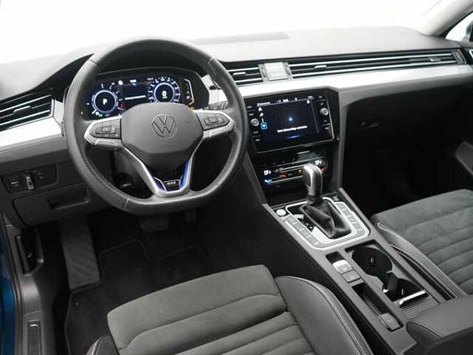 Volkswagen Passat Variant GTE DSG SHZ LED CARPLAY VIRT NAVI