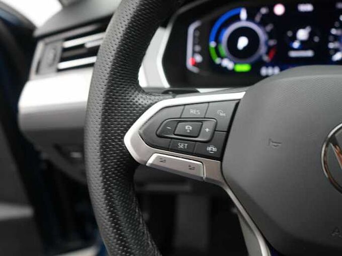 Volkswagen Passat Variant GTE DSG SHZ LED CARPLAY VIRT NAVI