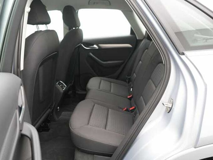 Audi Q3 quattro STRON AHK NAVI KAM SHZ PDC