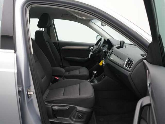 Audi Q3 quattro STRON AHK NAVI KAM SHZ PDC