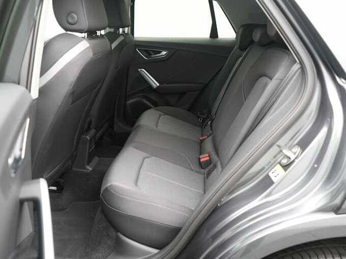 Audi Q2 S line S TRON PANO ACC AHK NAVI LEDER CARPLAY