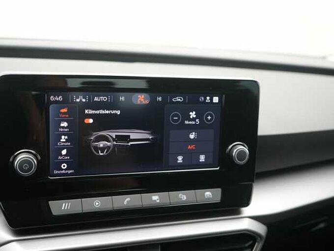 SEAT Leon FR Plus DSG VIRT AHK CARPLAY LED SHZ PDC