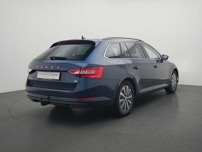 SKODA SUPERB Combi Ambition DSG VIRT ACC KAM SHZ LED