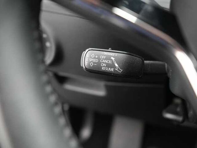 SKODA SUPERB Combi Ambition DSG VIRT ACC KAM SHZ LED