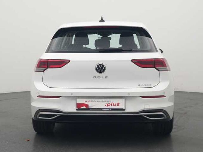 Volkswagen Golf VIII 1.4 eHybrid Style DSG MEMORY NAVI VIRT