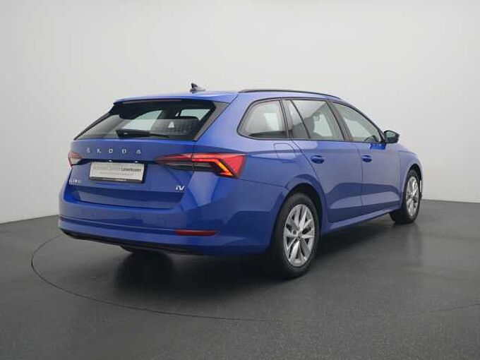 SKODA OCTAVIA Combi iV Ambition LED VIRT DSG PDC