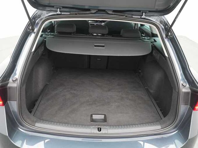 SEAT Leon ST Style DSG VIRT NAVI PDC ACC LED SHZ