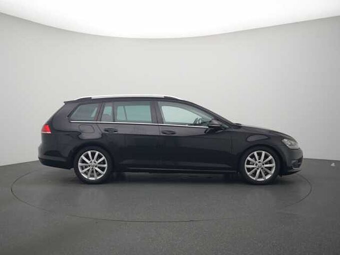 Volkswagen Golf VII Variant 1.4 Highline PANO DSG KAM SHZ
