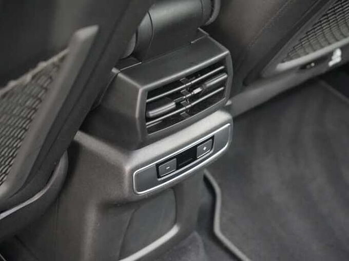 Audi Q4 e-tron 40 S line LED KAM SHZ NAVI ACC