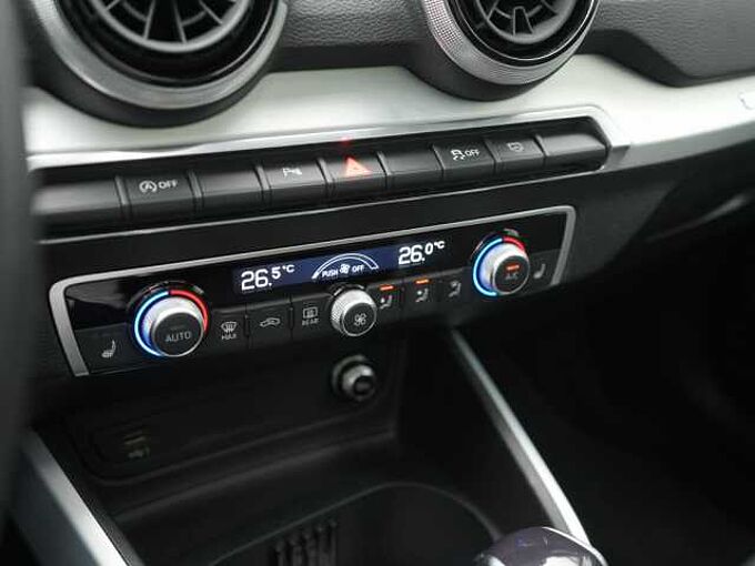 Audi Q2 35 S line PANO LED SHZ KAM PDC NAVI