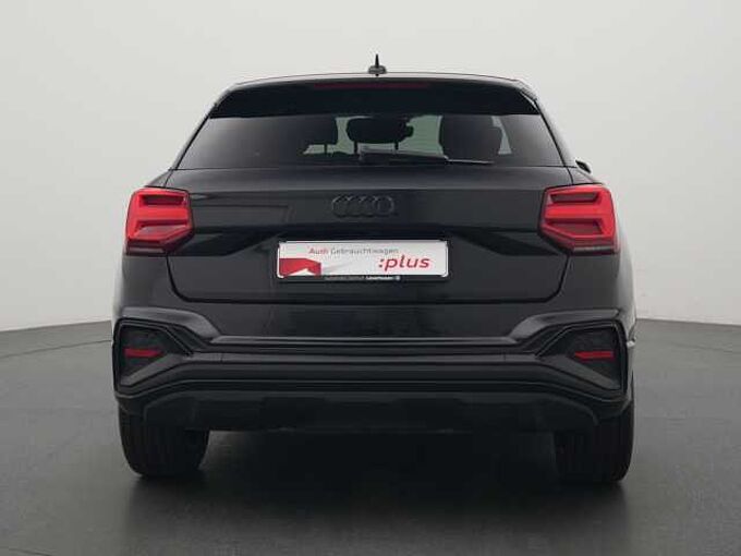Audi Q2 35 S line PANO LED SHZ KAM PDC NAVI