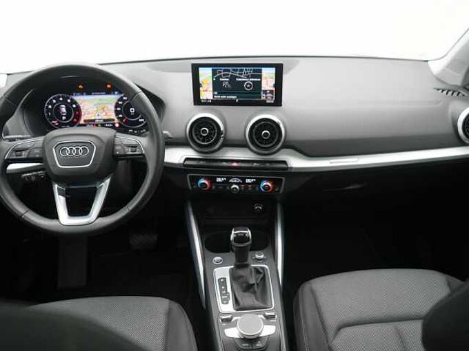 Audi Q2 35 S line PANO LED SHZ KAM PDC NAVI
