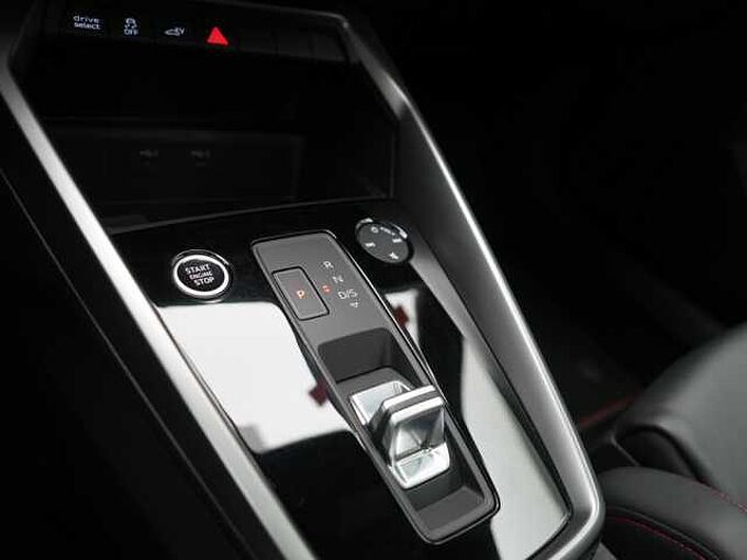 Audi A3 Sportback S line RAUTE VIRT LED SHZ PDC NAVI