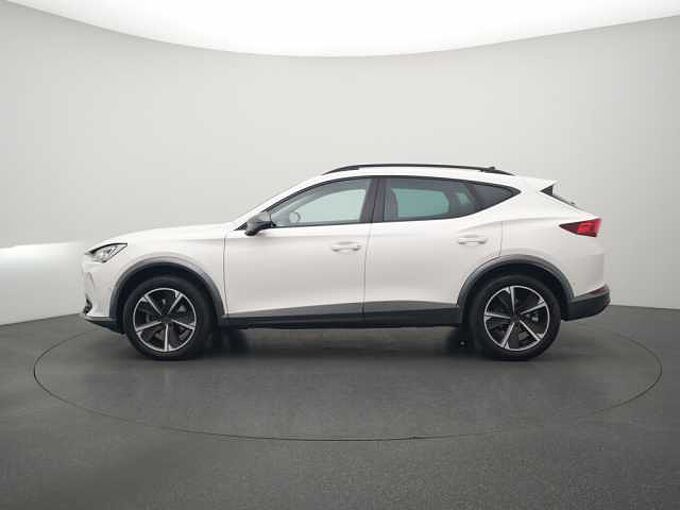 CUPRA Formentor DSG ACC VIRT KAM CARPLAY LED SHZ PDC